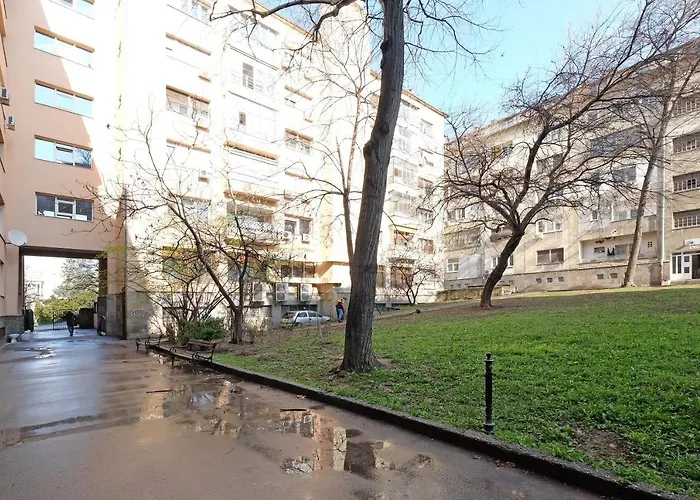 Sava Square Apartment