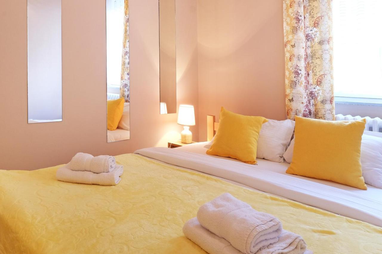 Sava Square Belgrado